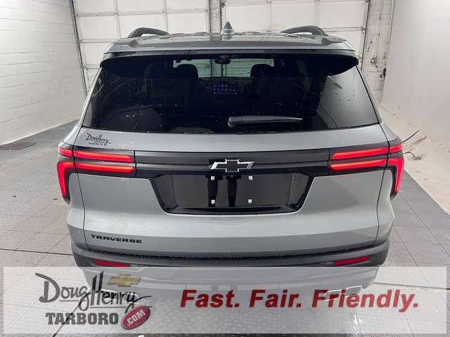 New 2026 Chevrolet Traverse LT w/ Enhanced Driving Package image 7