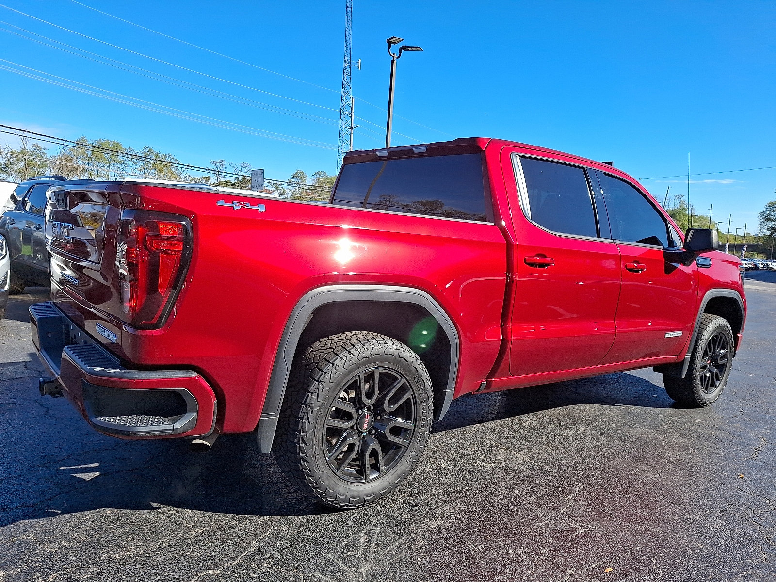 Used 2022 GMC Sierra 1500 Elevation image 6