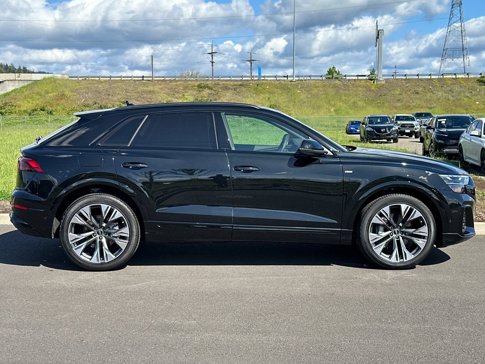 New 2026 Audi Q8 Premium Plus AWD/4WD image 2