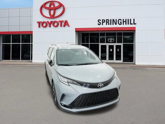 New 2026 Toyota Sienna XSE FWD image 14