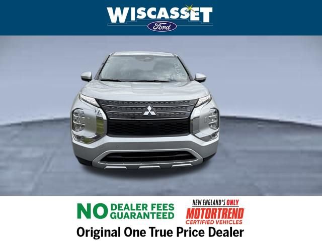 Used 2024 Mitsubishi Outlander SE image 9