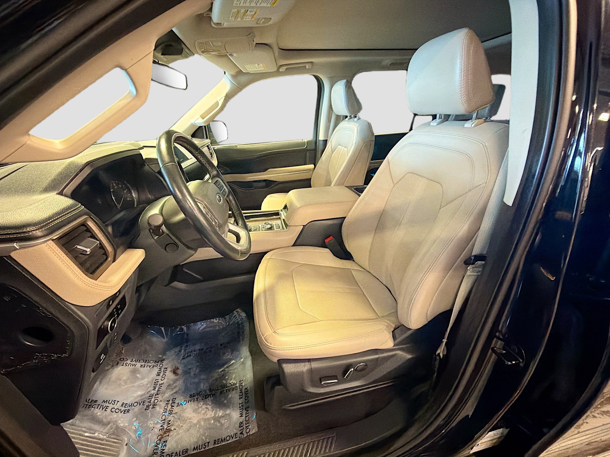 Used 2024 Ford Expedition Limited image 13