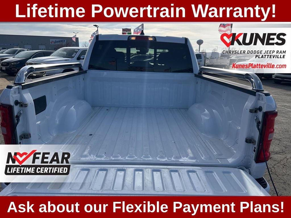 Used 2025 RAM 1500 Big Horn AWD/4WD image 16