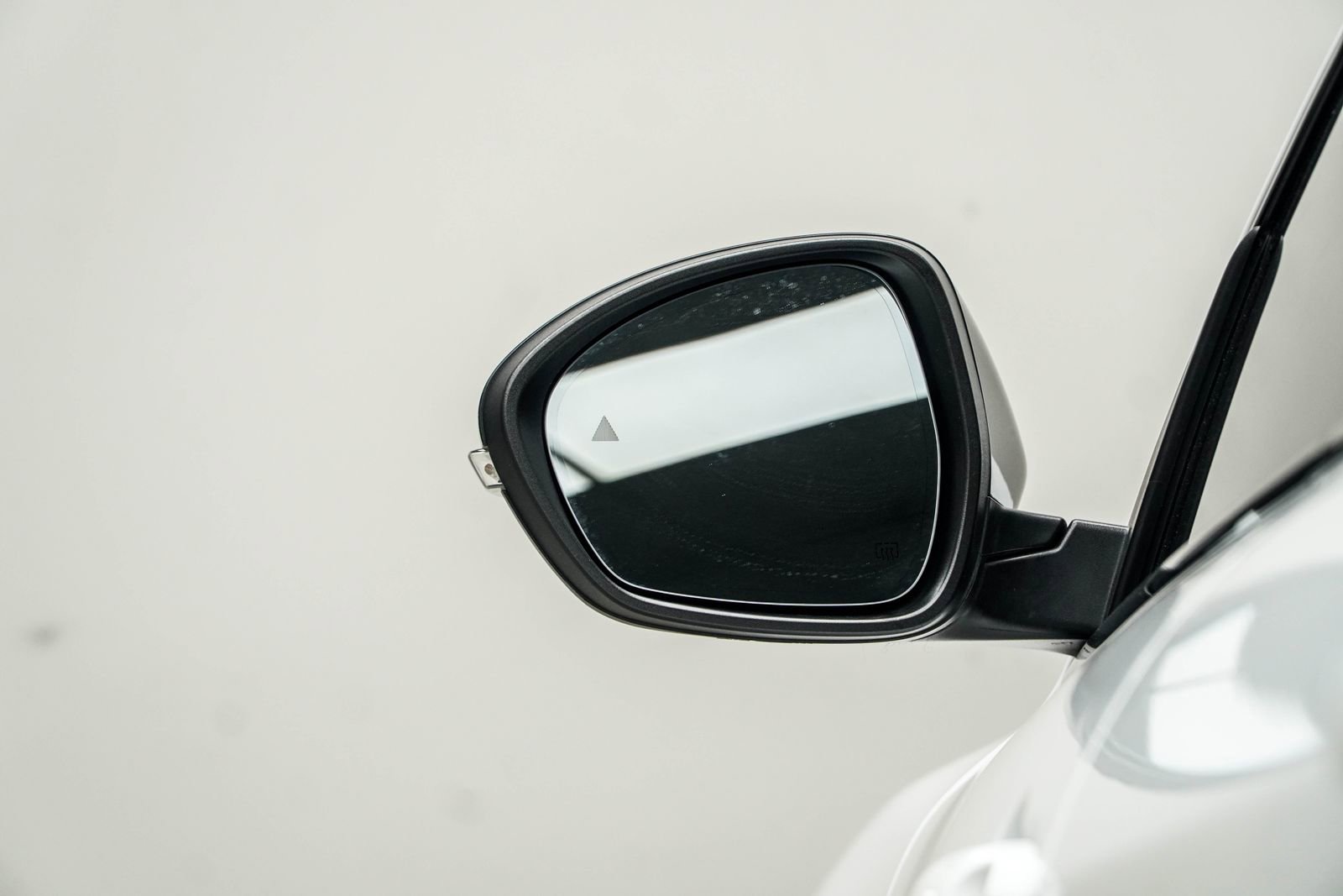 Used 2023 Alfa Romeo Stelvio Veloce AWD/4WD image 13