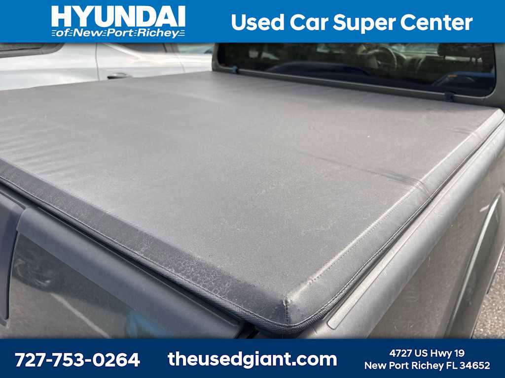 Used 2005 Nissan Frontier LE w/ (X01) Leather Pkg image 6