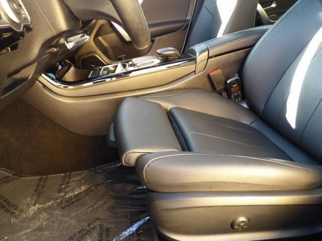 Used 2023 Mercedes-Benz CLA 250 image 17