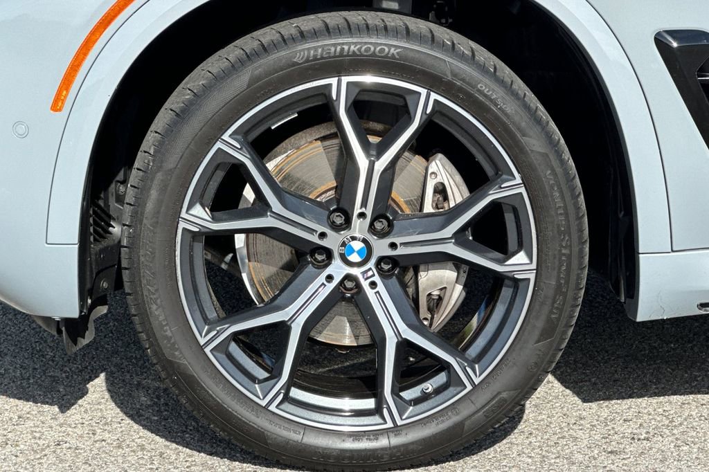 Used 2024 BMW X5 sDrive40i w/ M Sport Package image 33