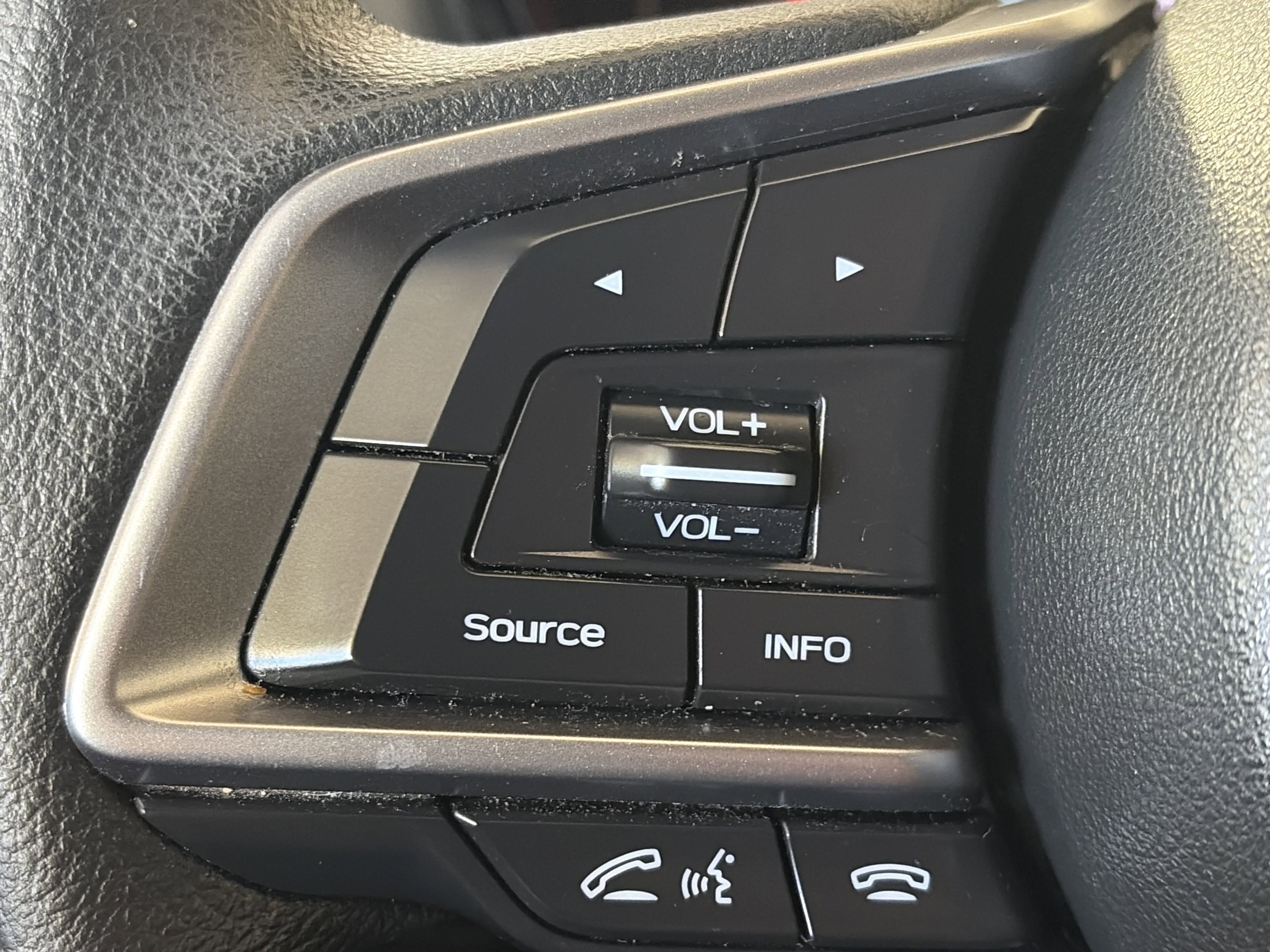 Used 2019 Subaru Impreza 2.0i image 17