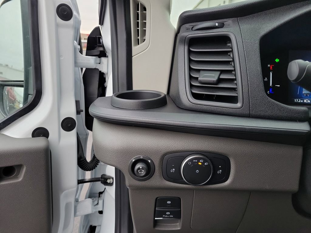 New 2026 Ford Transit 250 148 Medium Roof image 23