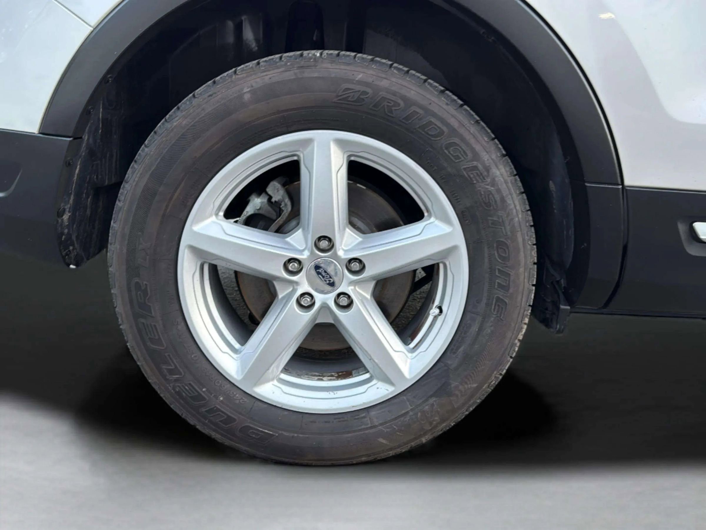 Used 2018 Ford Explorer XLT w/ Equipment Group 202A image 38