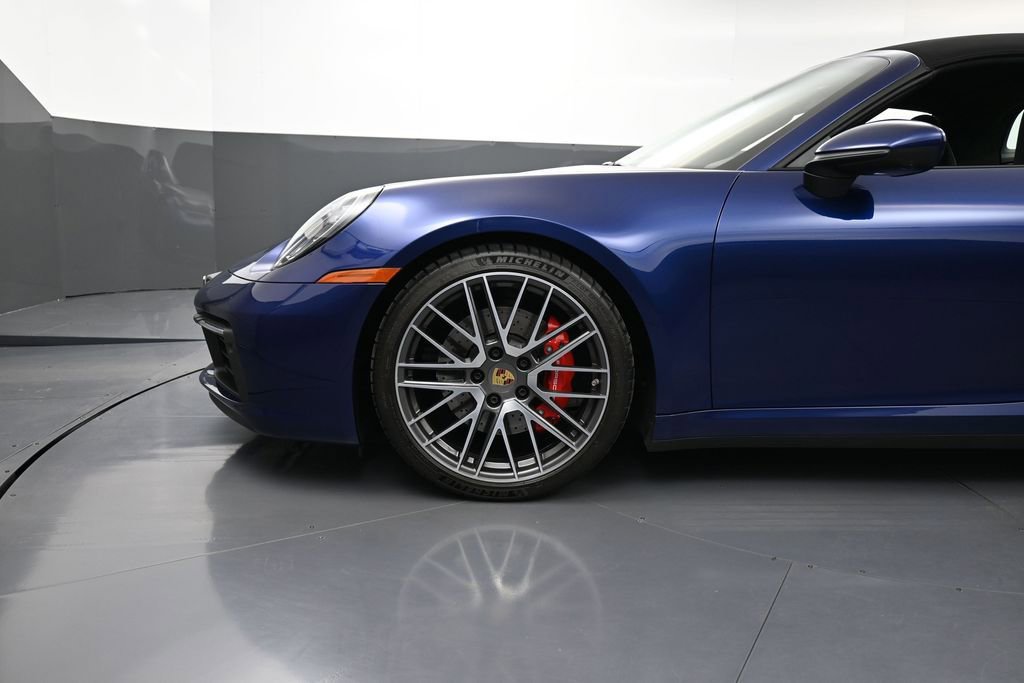 Certified 2024 Porsche 911 Targa 4S AWD/4WD image 12