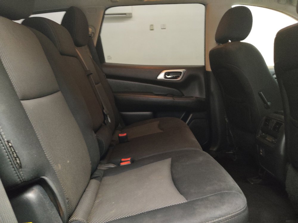 Used 2018 Nissan Pathfinder SV FWD image 19