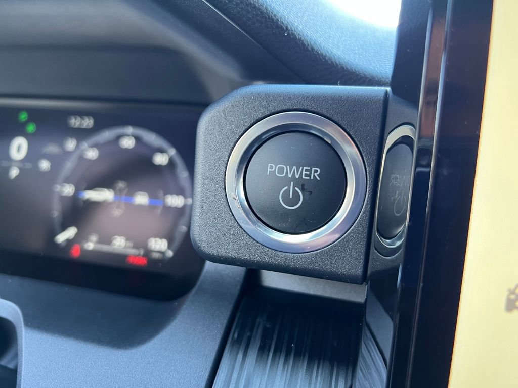 New 2026 Toyota 4Runner Platinum image 23