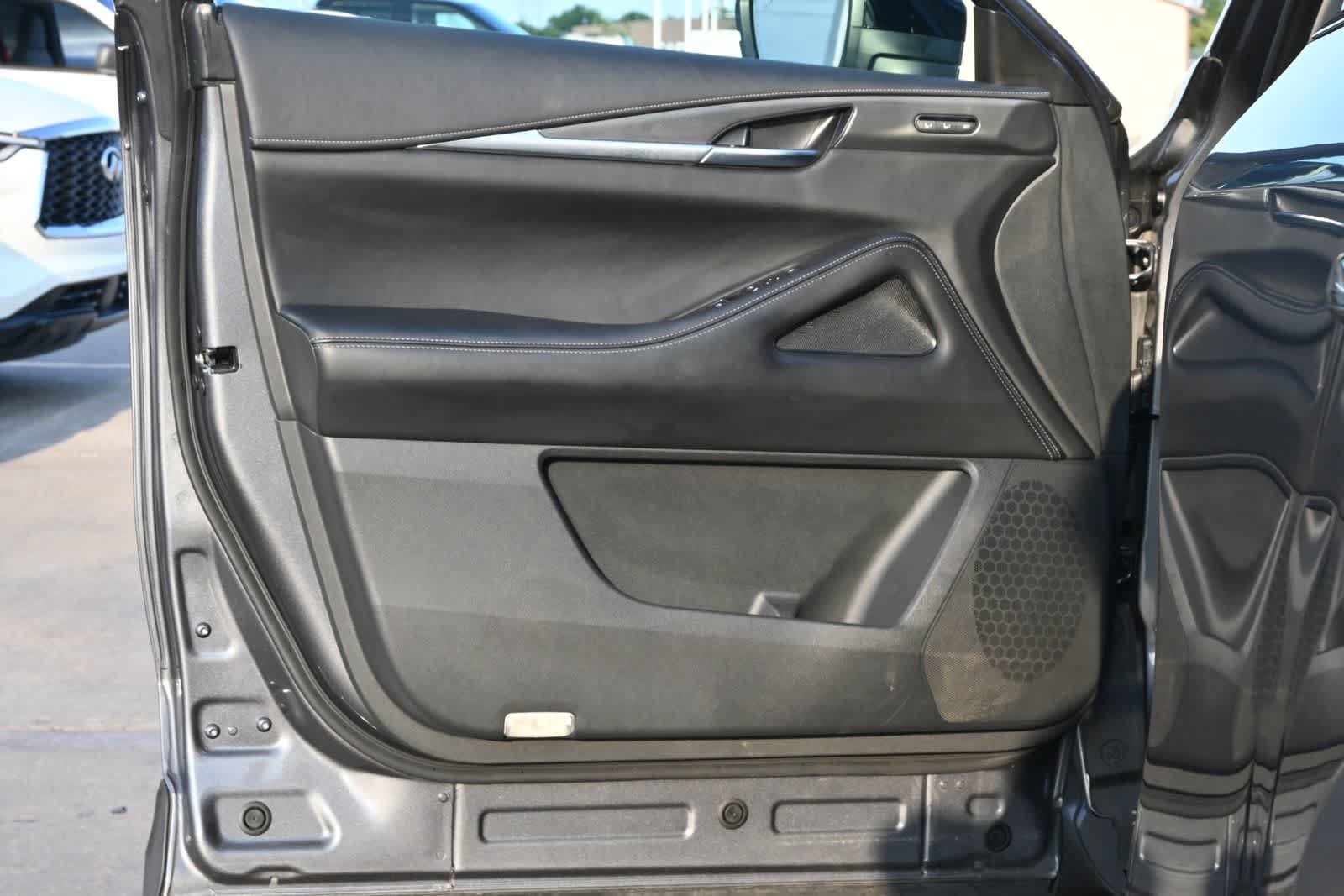 Certified 2023 INFINITI QX60 Luxe w/ Cargo Package AWD/4WD image 18