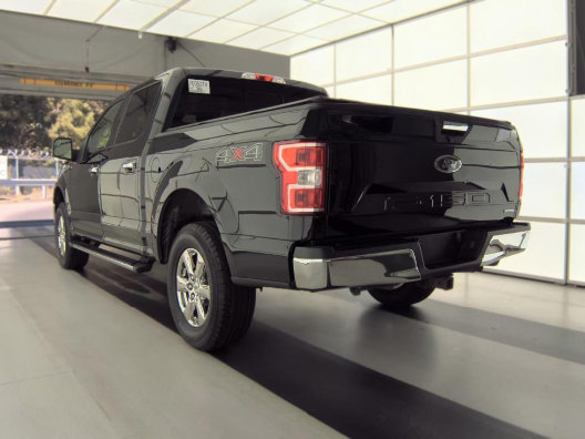 Used 2020 Ford F150 XLT w/ Equipment Group 302A Luxury AWD/4WD image 3