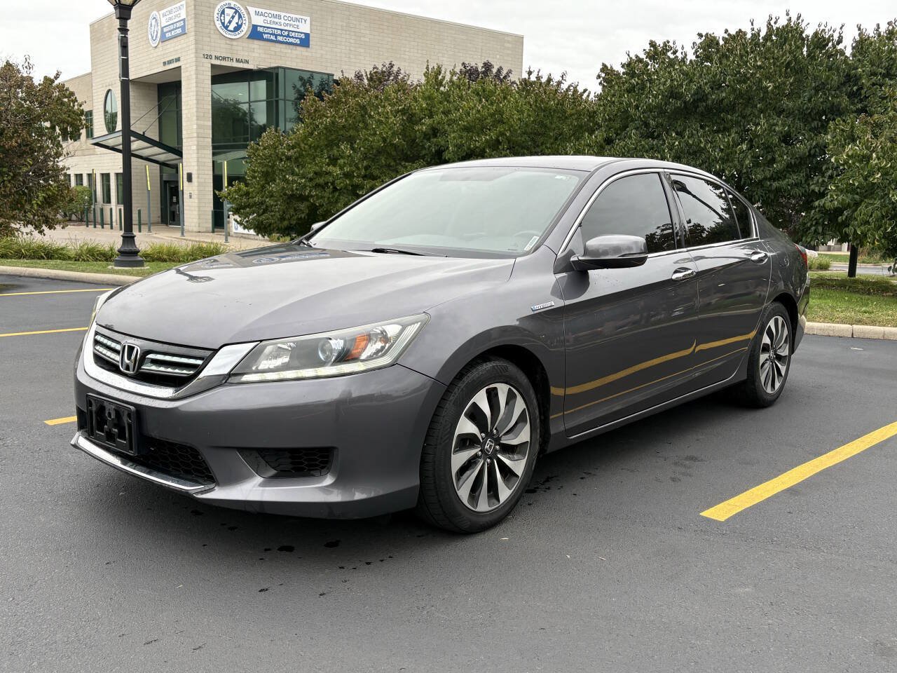 Used 2015 Honda Accord Hybrid Sedan image 16