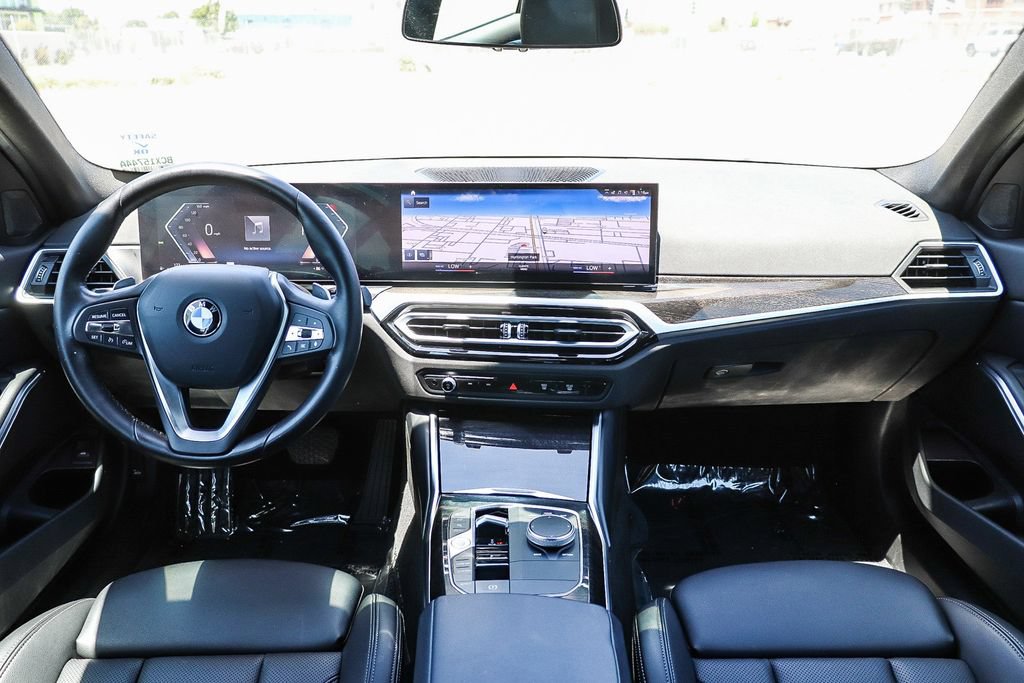 Used 2023 BMW 330i Sedan w/ Parking Assistance Package RWD image 14