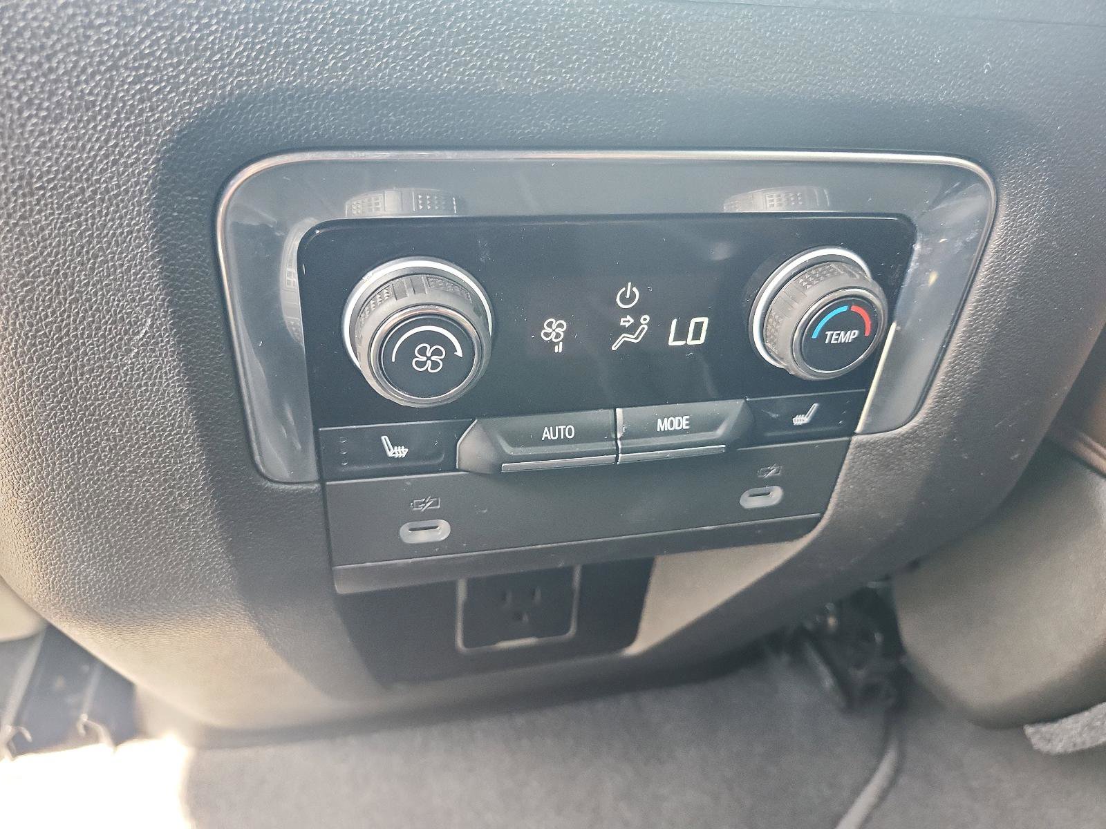 Used 2021 Chevrolet Suburban High Country image 13