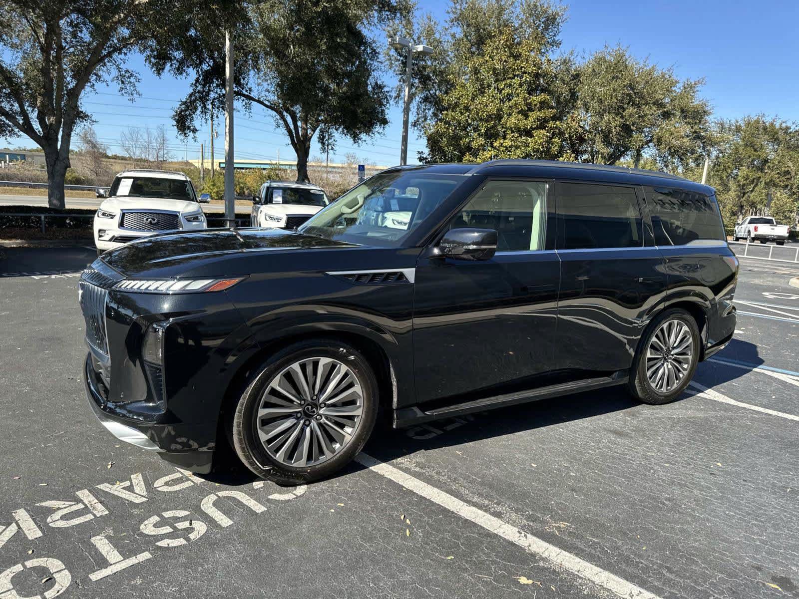 Certified 2025 INFINITI QX80 Sensory AWD/4WD image 6