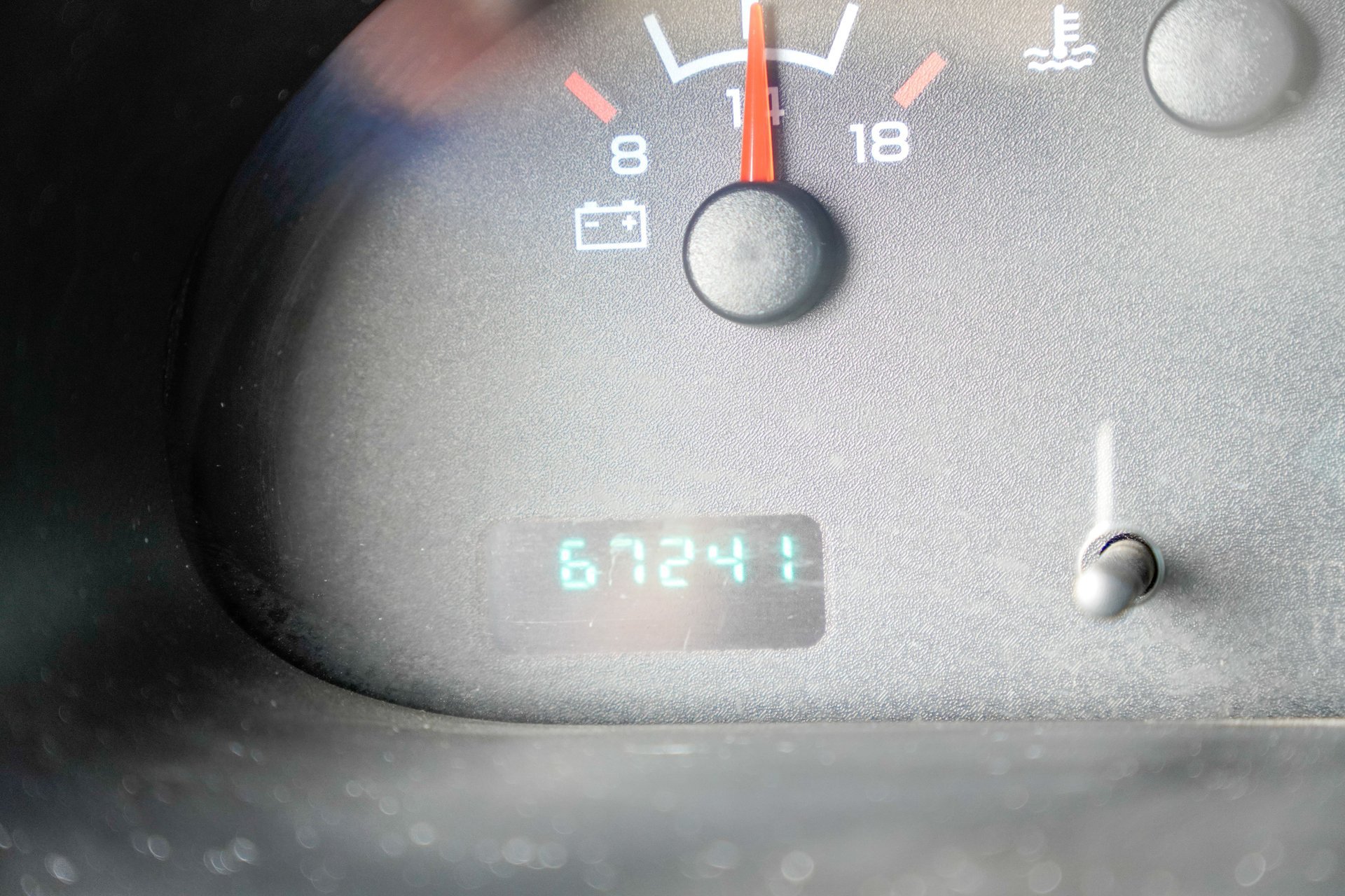 Used 2000 Dodge B1500 RWD image 4