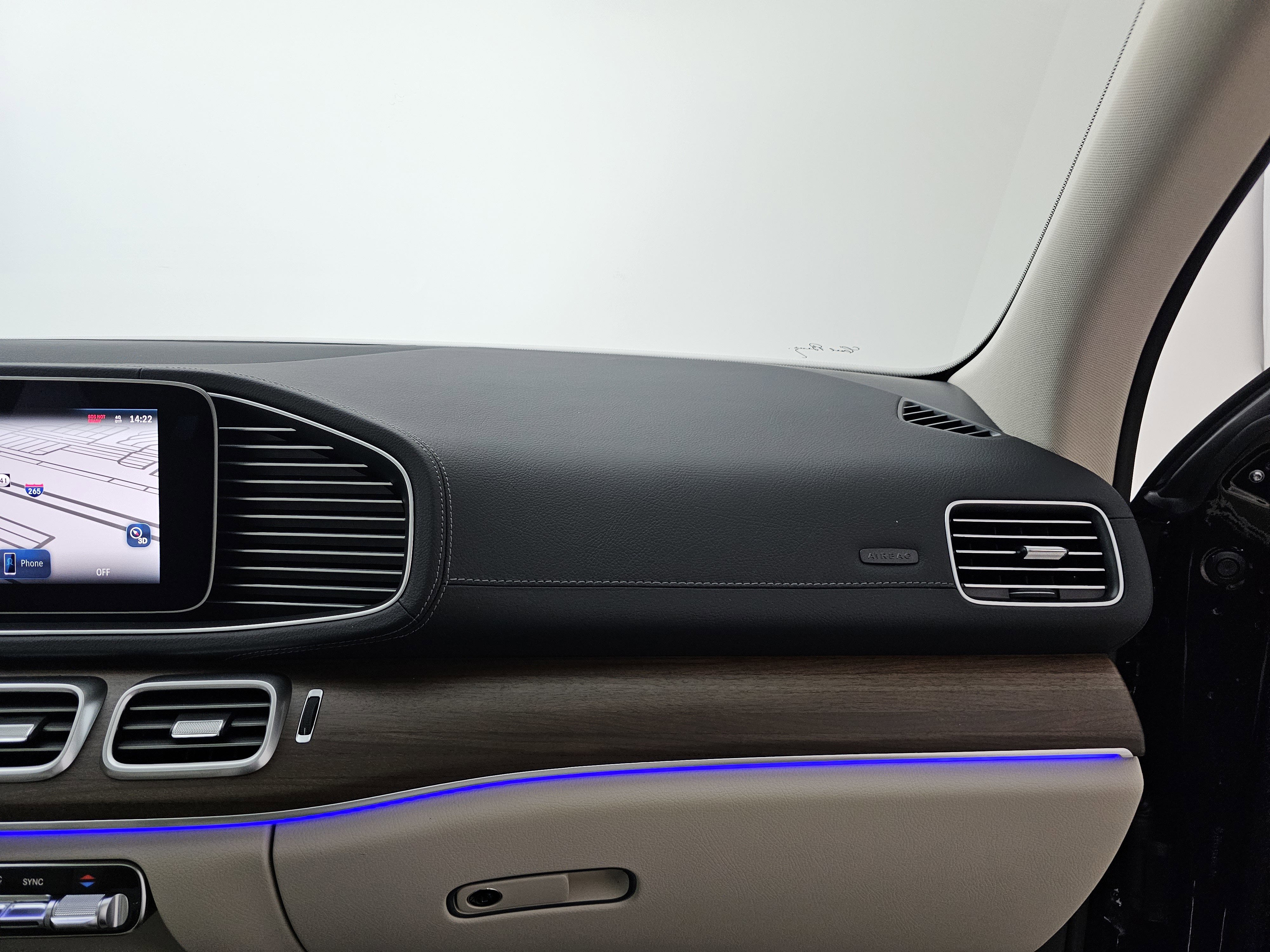 New 2026 Mercedes-Benz GLS 450 4MATIC image 16