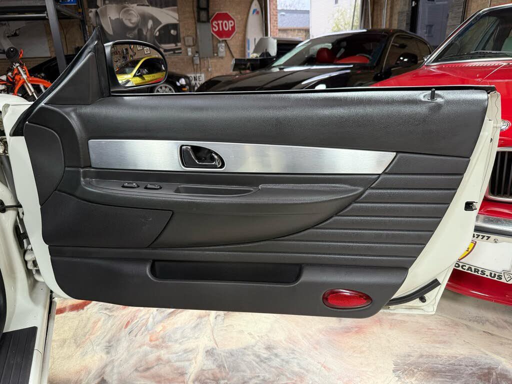 Used 2002 Ford Thunderbird RWD image 32