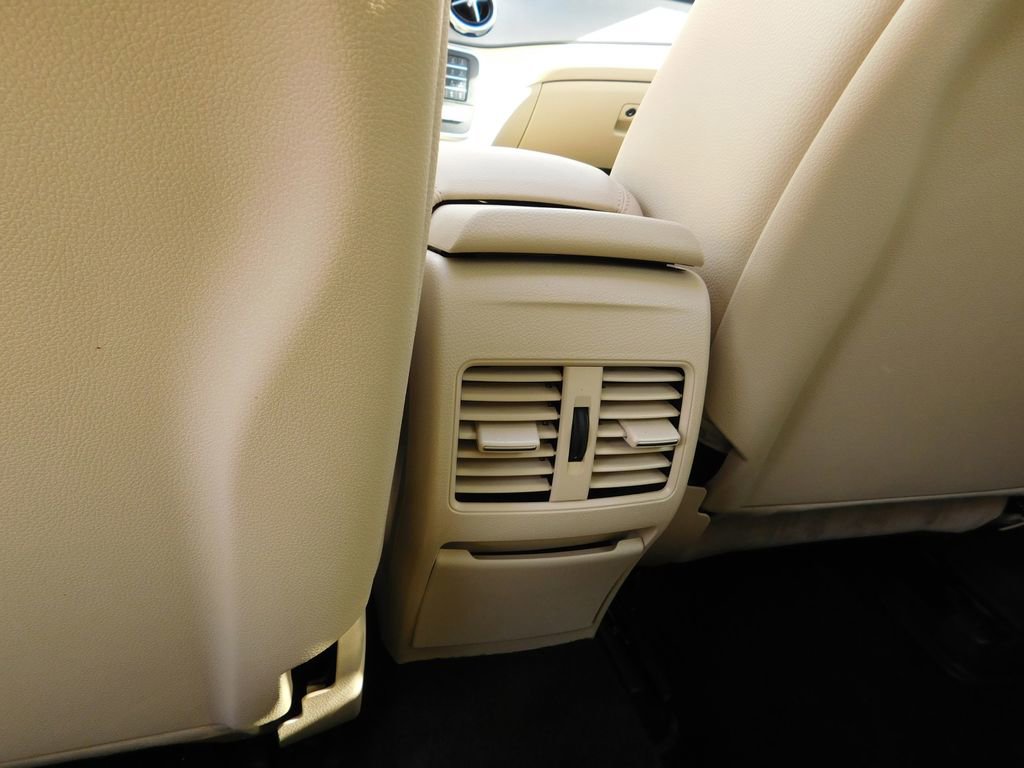 Used 2018 Mercedes-Benz GLA 250 4MATIC image 15