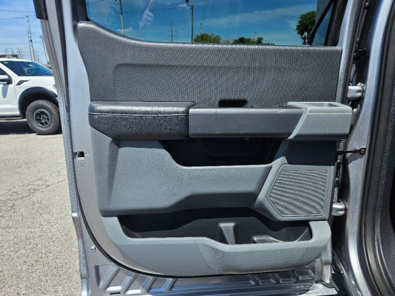 Used 2023 Ford F150 XLT image 19