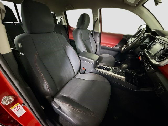 Used 2019 Toyota Tacoma SR5 RWD image 27