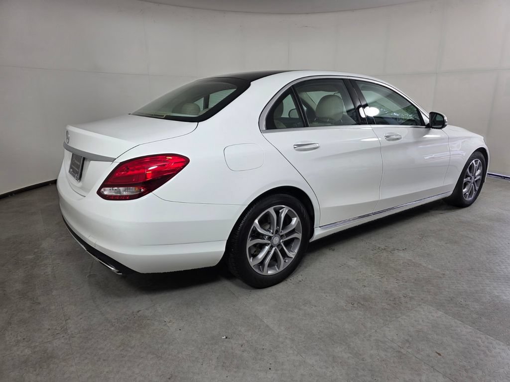Used 2017 Mercedes-Benz C 300 Sedan image 4