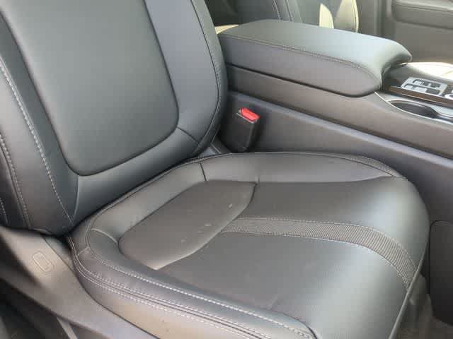 Used 2025 Honda Pilot EX-L image 21