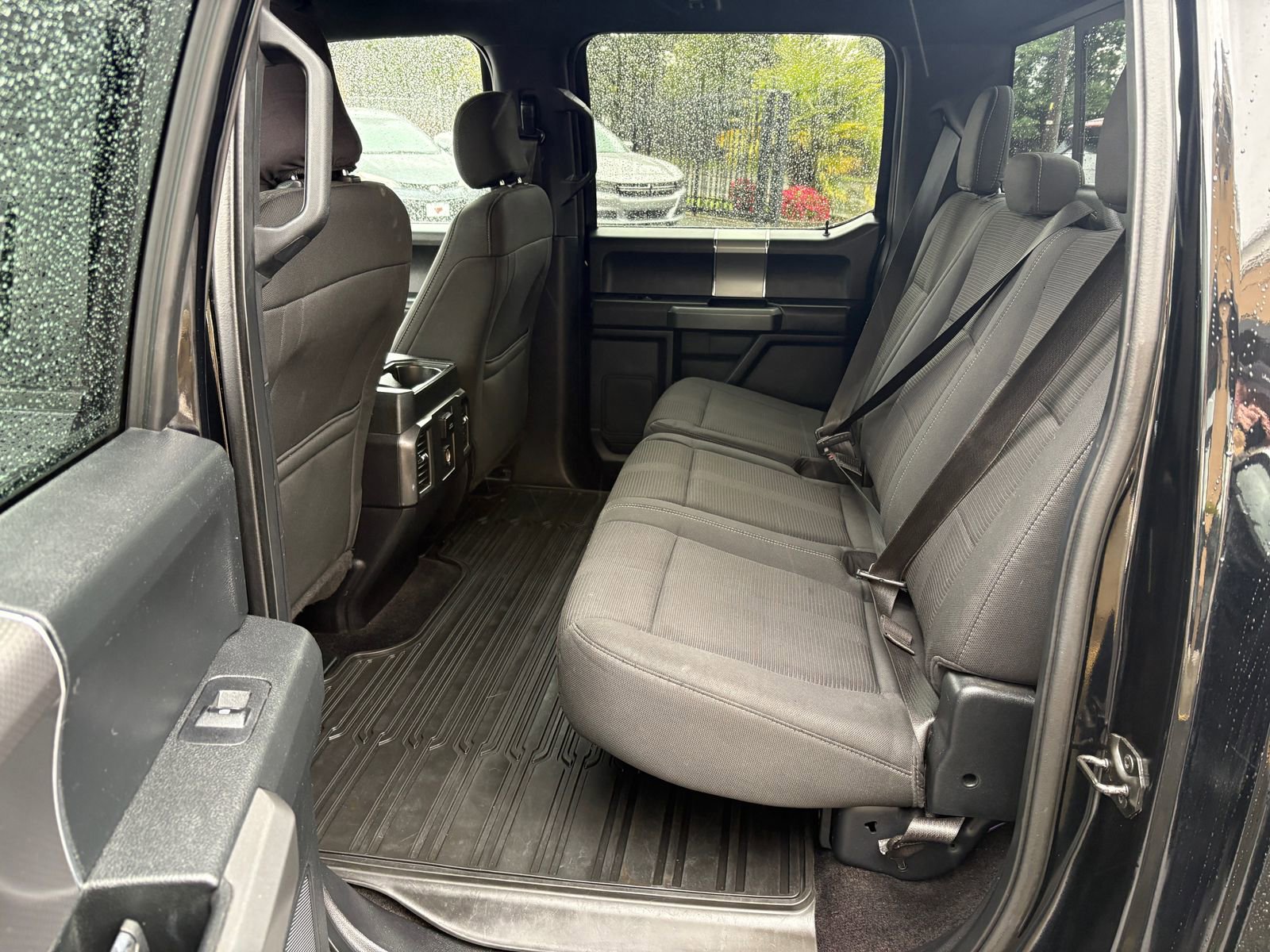 Used 2016 Ford F150 XLT w/ Equipment Group 302A Luxury AWD/4WD image 16