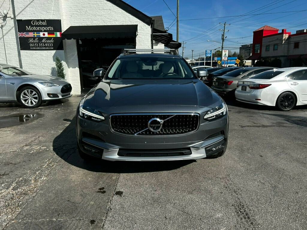 Used 2018 Volvo V90 T6 Cross Country image 8