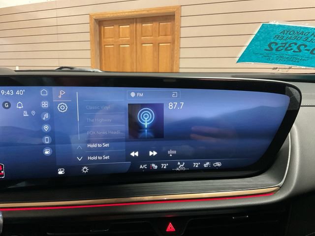 New 2025 Buick Envision Avenir image 15