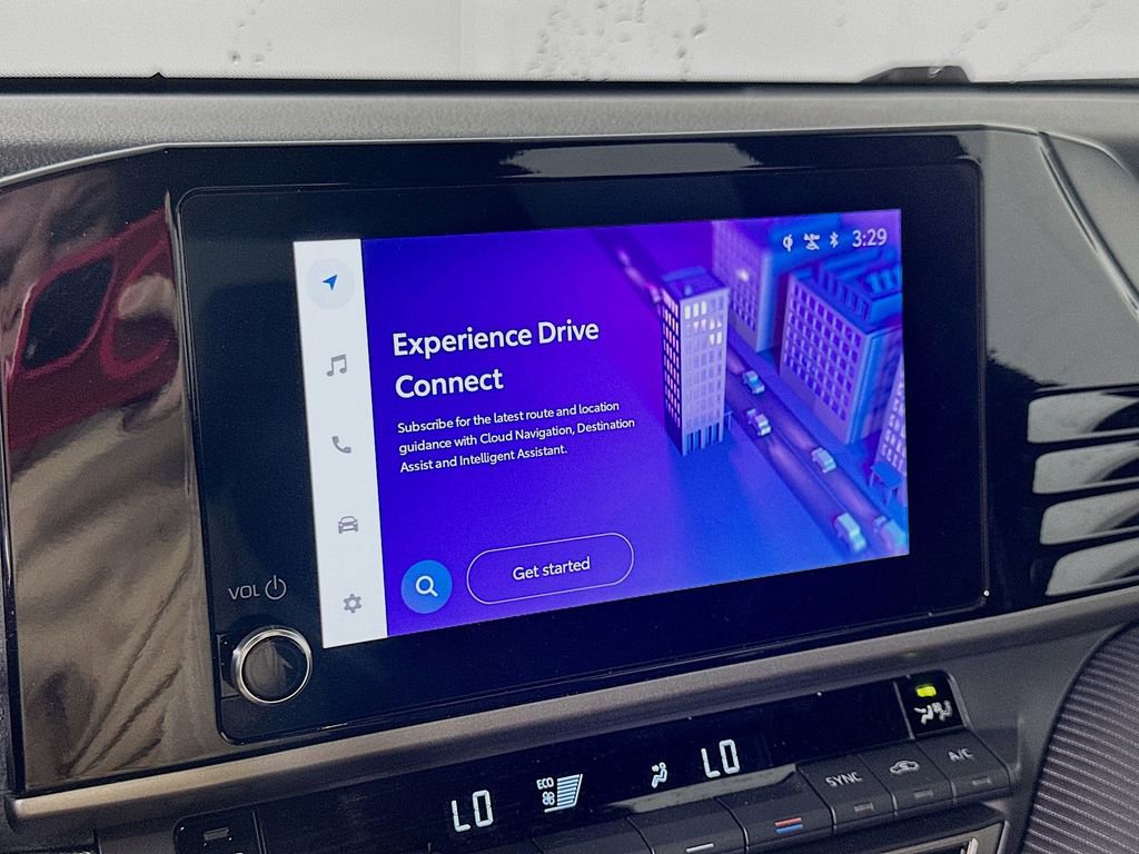 Used 2025 Toyota Camry SE image 24