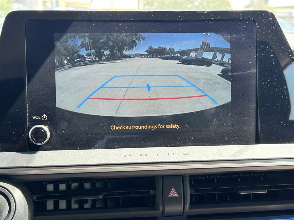 Used 2025 Toyota Prius XLE image 26