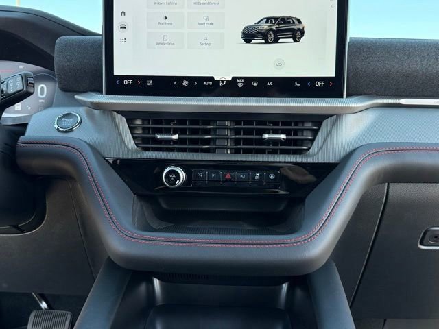 New 2026 Ford Explorer ST-Line AWD/4WD image 31