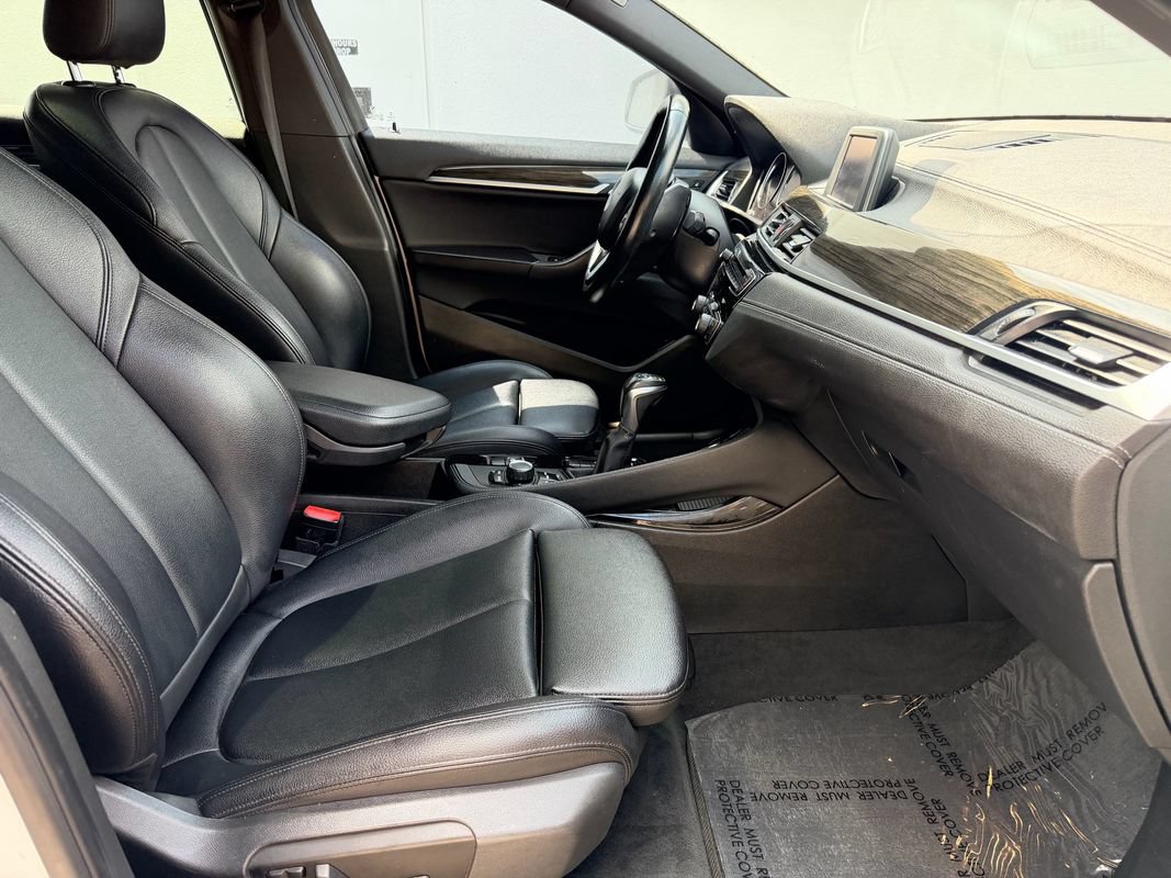 Used 2018 BMW X2 sDrive28i w/ Convenience Package FWD image 16