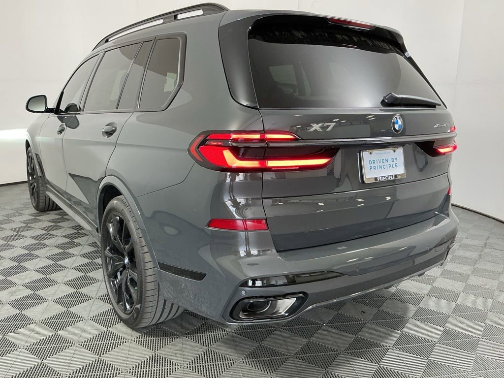 New 2026 BMW X7 xDrive40i w/ M Sport Package AWD/4WD image 7