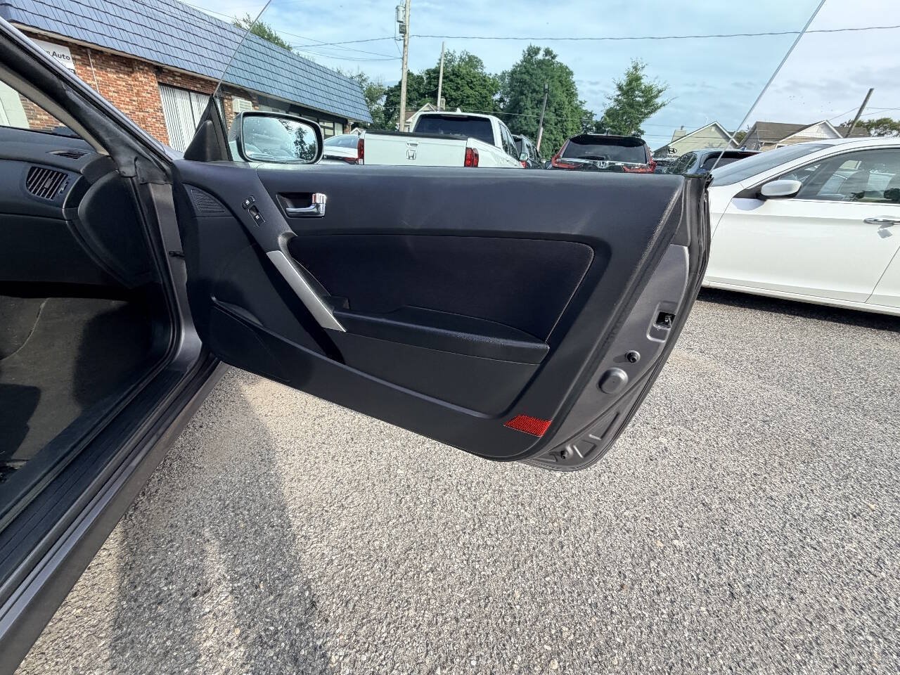Used 2010 Hyundai Genesis 2.0T RWD image 64