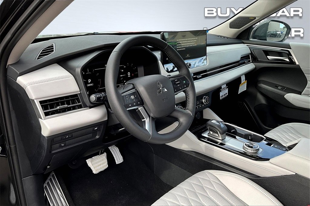 New 2025 Mitsubishi Outlander AWD image 6