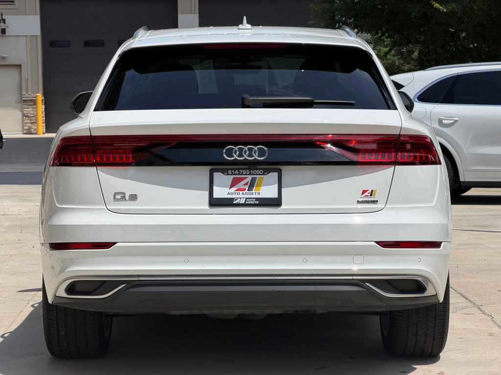 Used 2023 Audi Q8 Premium w/ Convenience Package AWD/4WD image 7