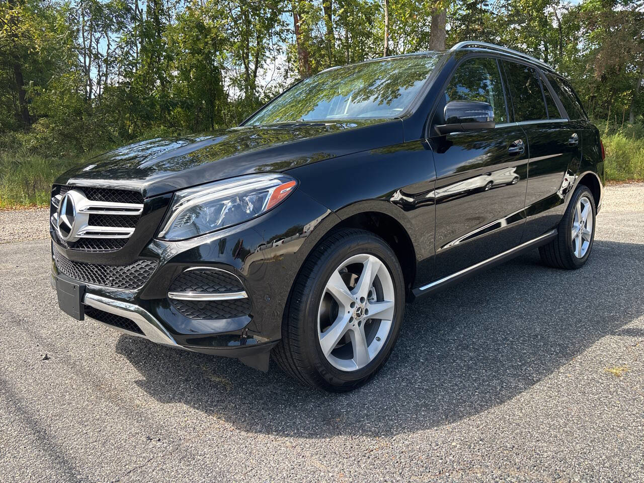 Used 2018 Mercedes-Benz GLE 350 GLE 350 4MATIC AWD 4dr SUV w/ Premium 2 Package image 4