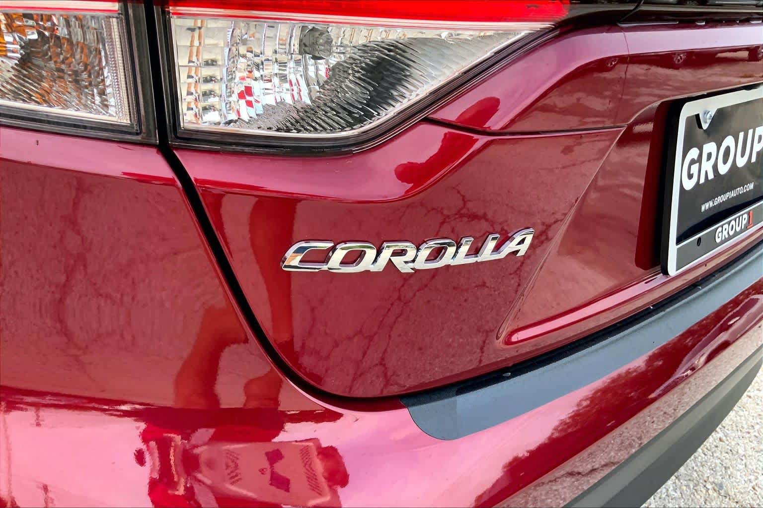 Used 2026 Toyota Corolla LE FWD image 30