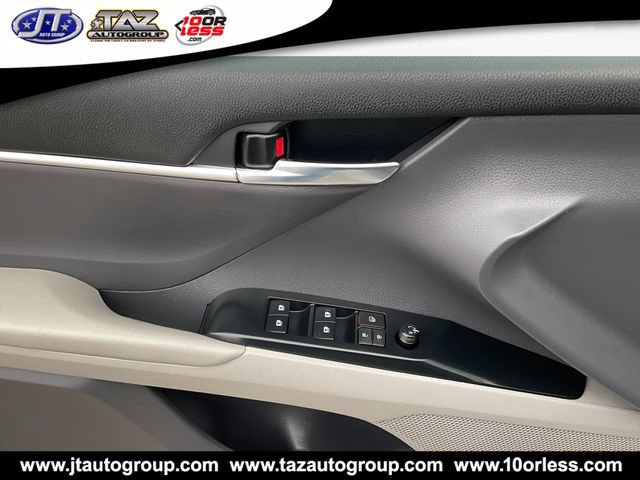 Used 2019 Toyota Camry LE FWD image 11