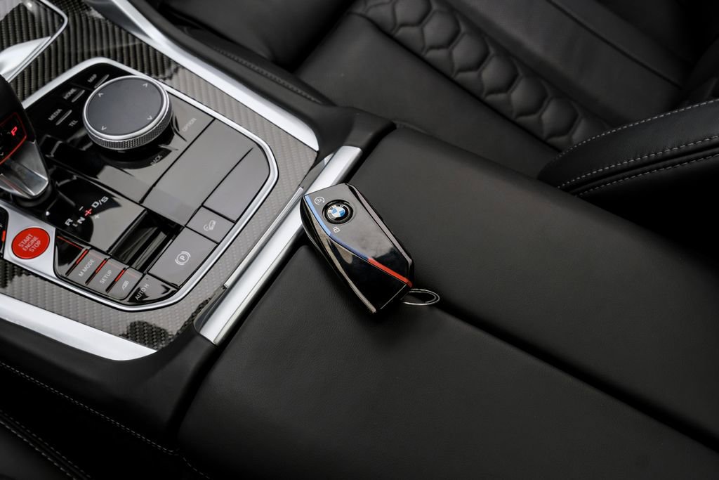 Used 2025 BMW X6 M Competition w/ Executive Package image 61