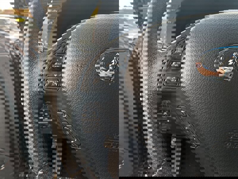 Used 2015 INFINITI Q60 Sport w/ Premium Package image 23