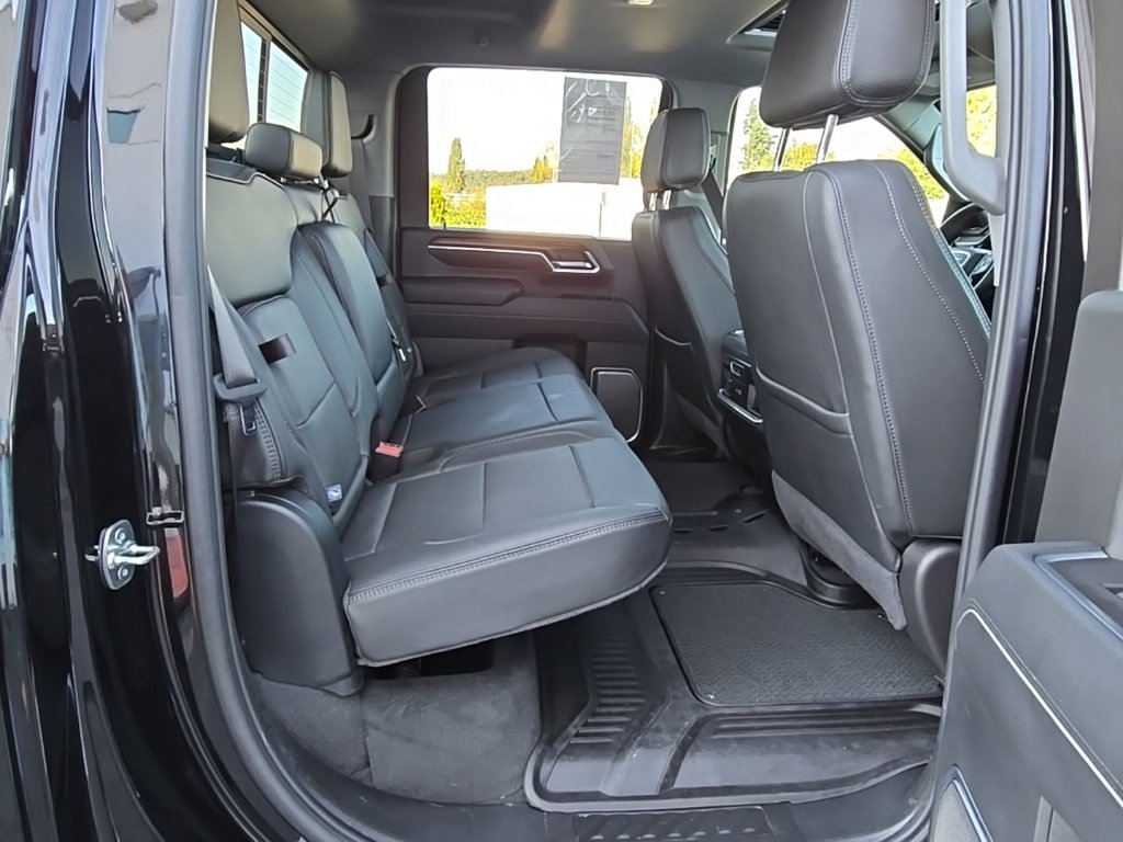 Used 2025 GMC Sierra 3500 Denali image 33