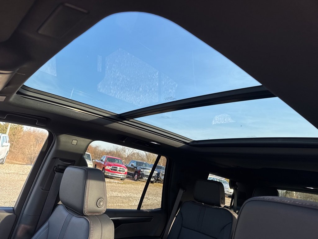 Used 2025 Chevrolet Tahoe RST w/ Comfort Package image 20