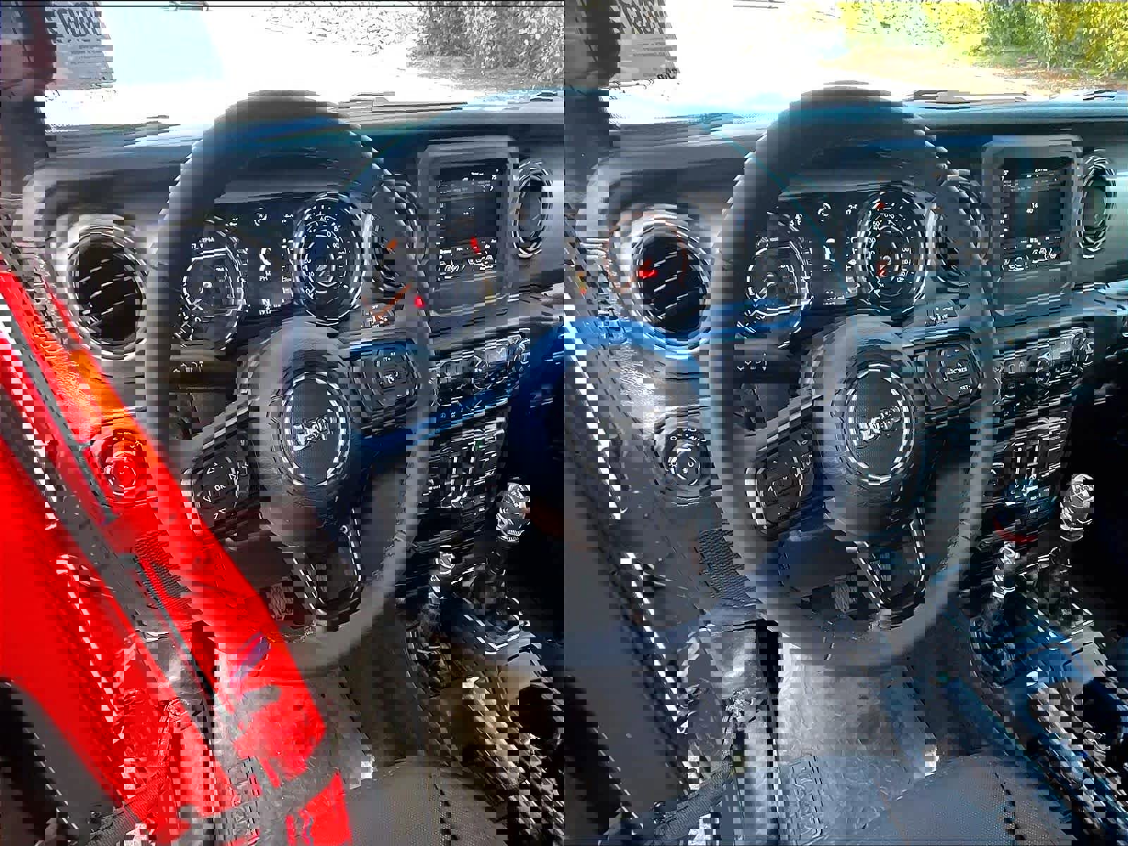 Used 2023 Jeep Wrangler Willys image 17